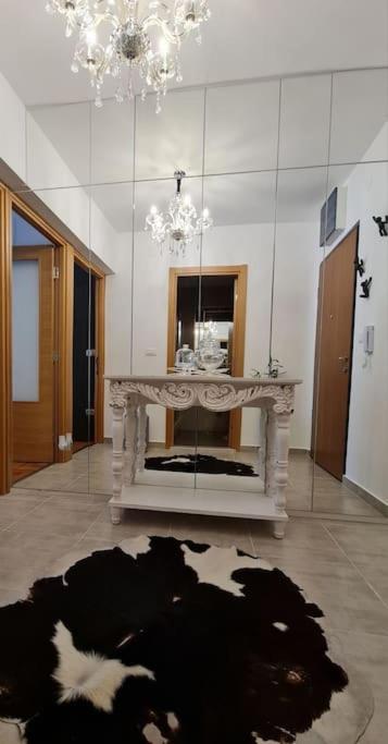 Aurelia Apartment